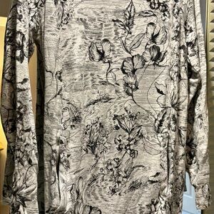 Athleta Balance Printed Long Sleeve Dress in the Eden Floral Gray pattern